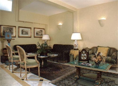 Champagne Garden Hotel Rome Interior photo